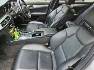 Mercedes W204 C-class салон чорний шкіра універсал AMG рестайл